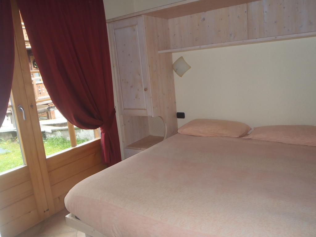 Baita La Broina Livigno Chambre photo
