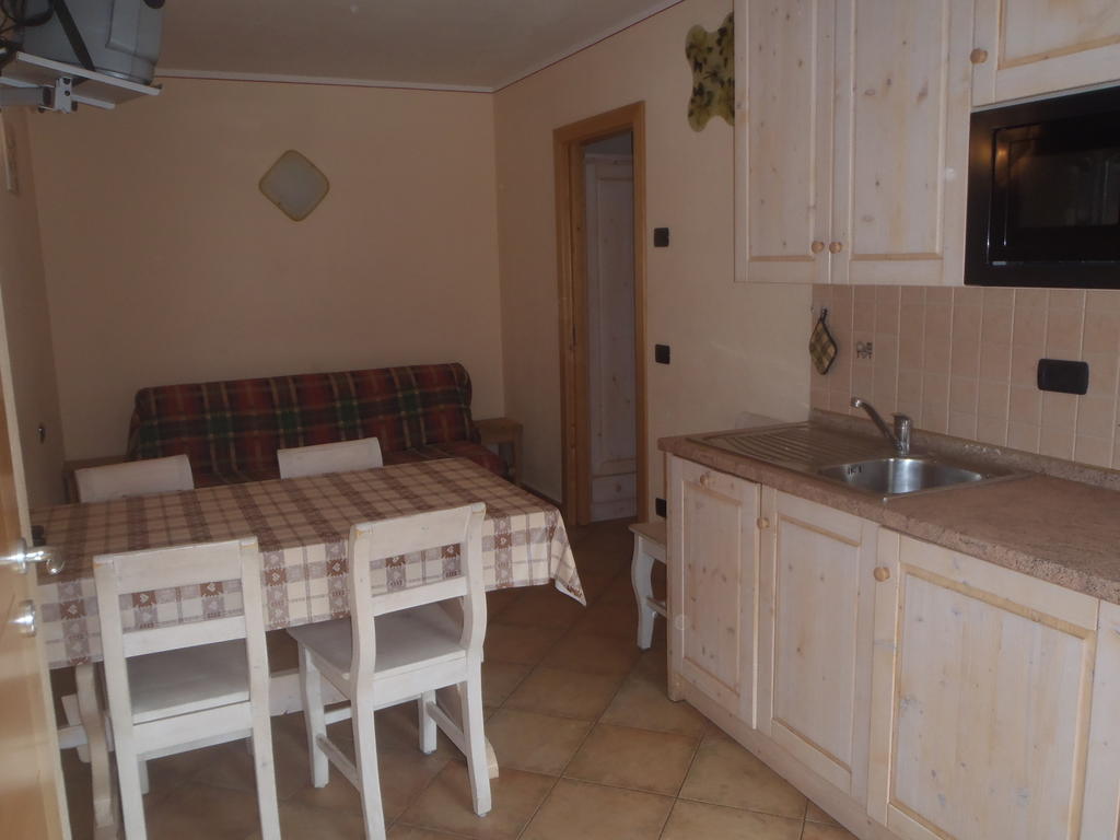Baita La Broina Livigno Chambre photo